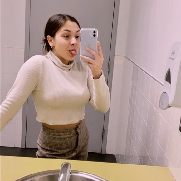 Meet your Posher, Marisol - Picture 3 of 6